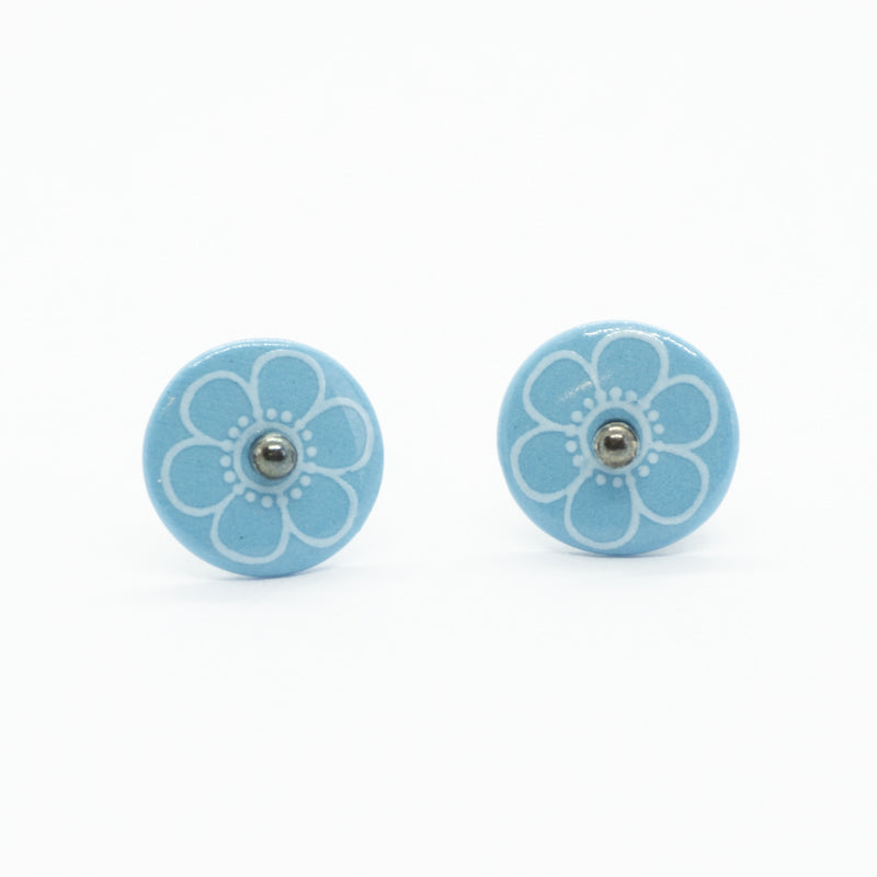 Bloom Outline Blue Porcelain Stud Earrings