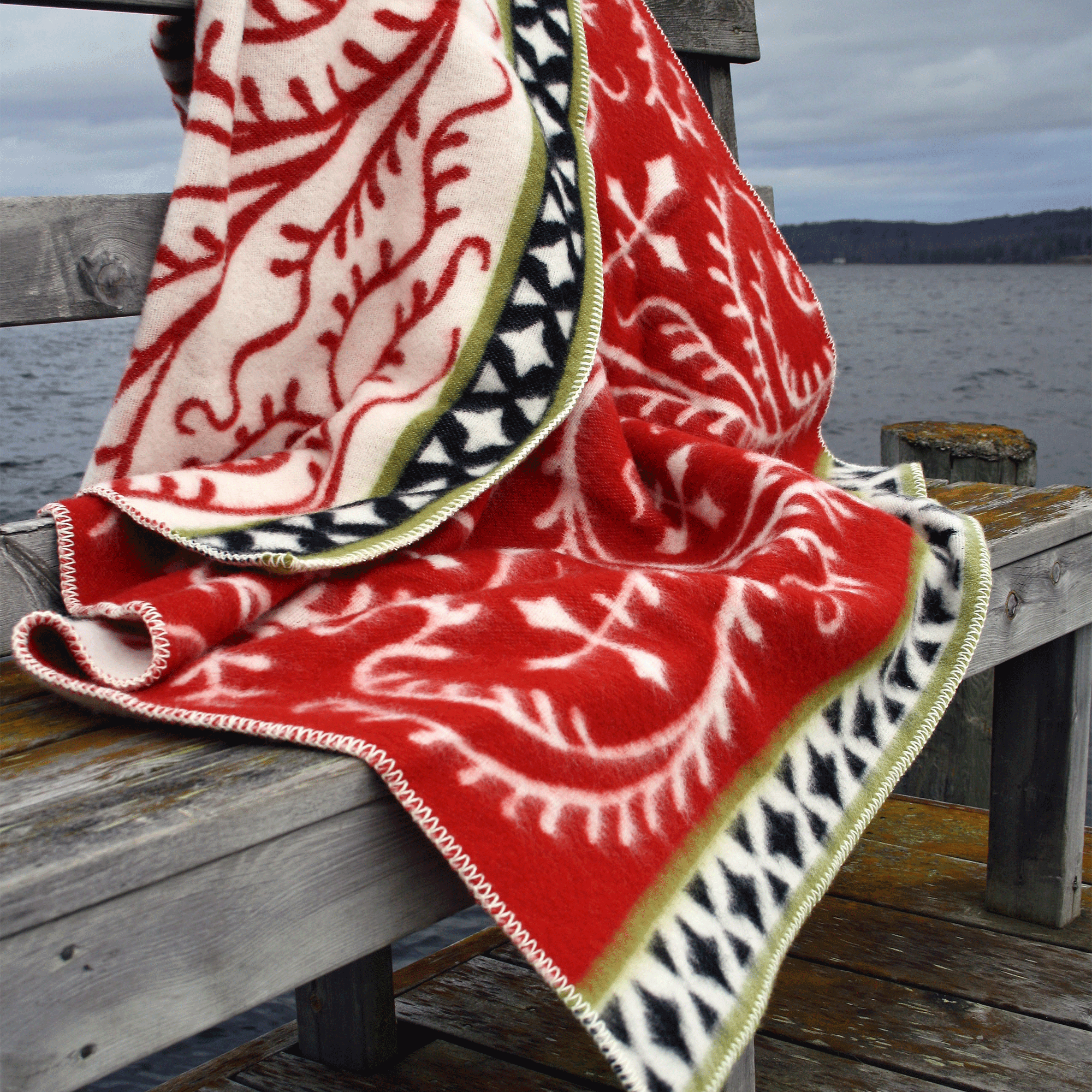 Albertus Red130x180cm Woven Eco Lambswool Blanket