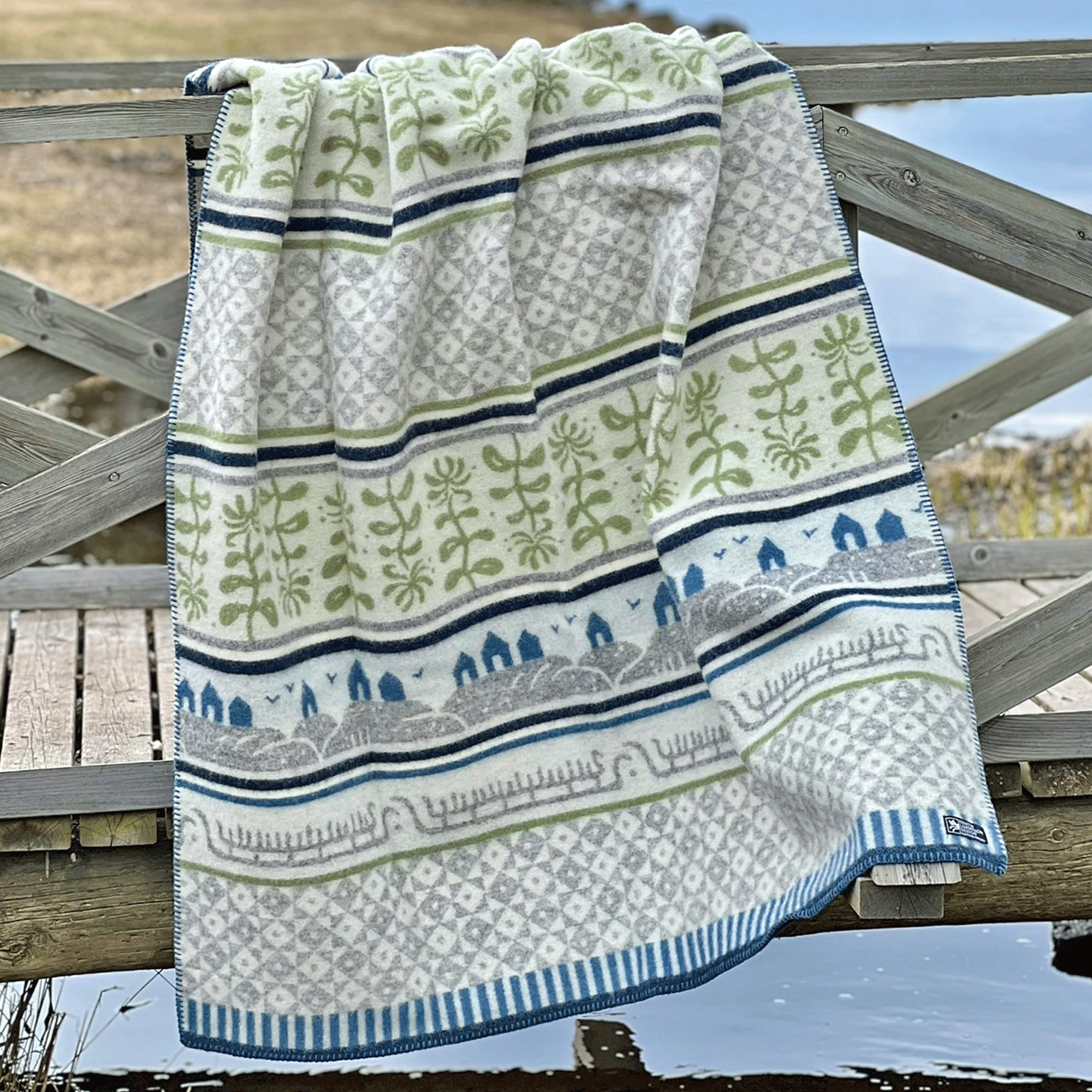 Bohus Summer 130x180cm Woven Eco Lambswool Blanket
