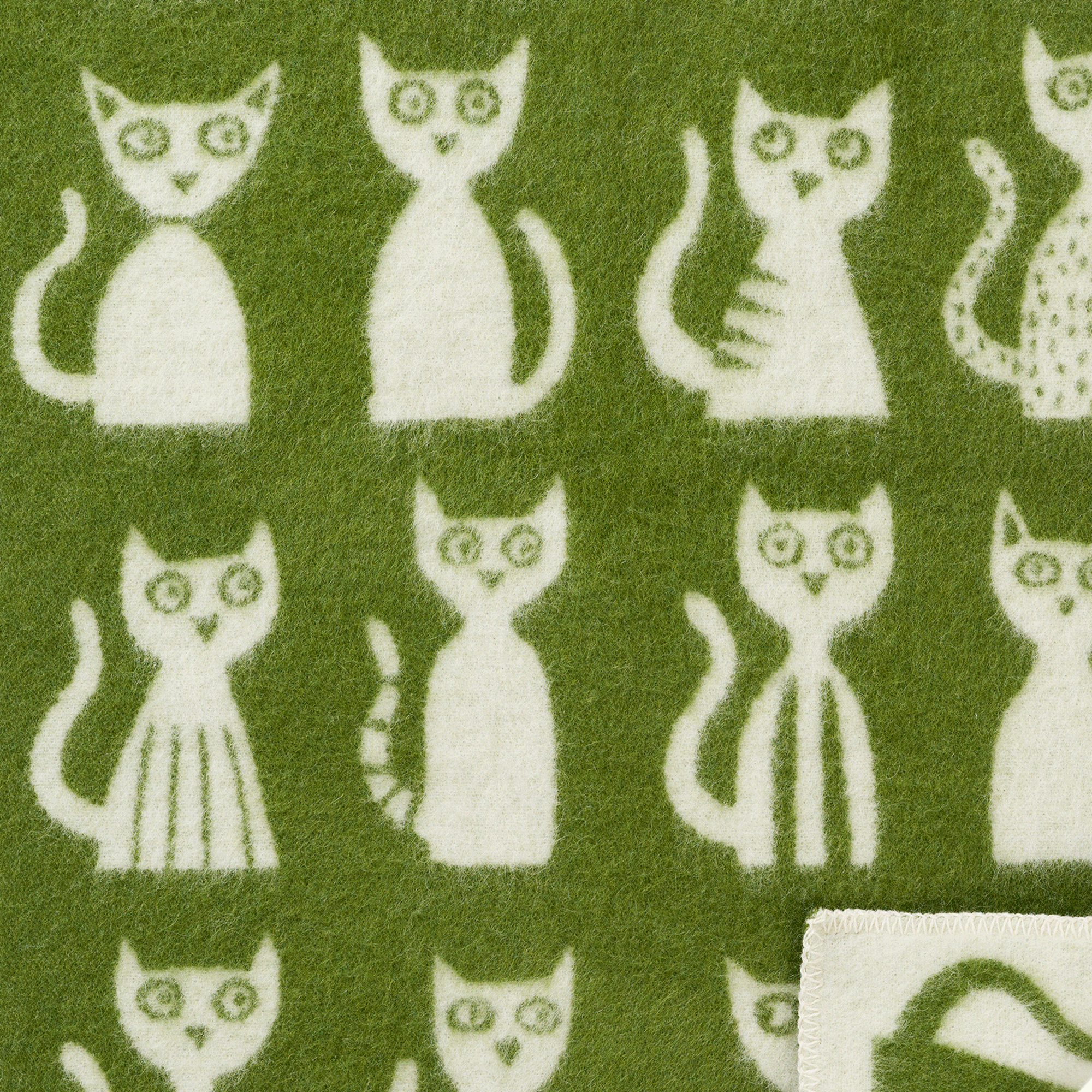 Cat Green 65x90cm Eco Lambswool Blanket