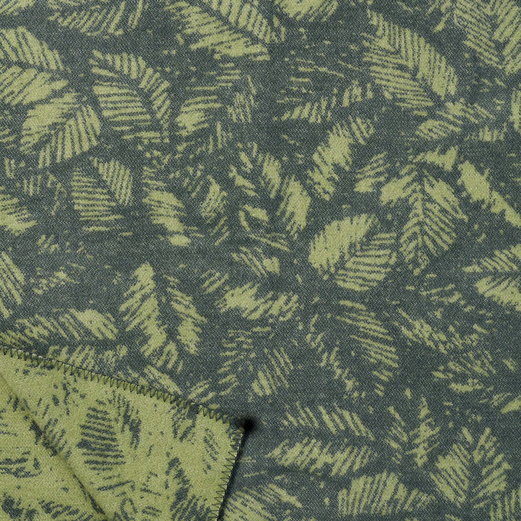 Amorina Green 130x180cm Merino & Lambswool Blanket